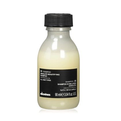 Деликатен шампоан за плътност и блясък на косата Davines OI Shampoo 90ml