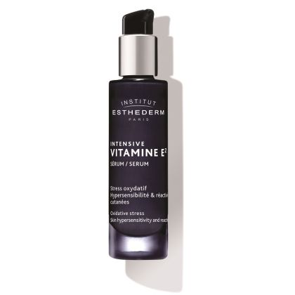 Серум с антиоксидантно и успокояващо действие Institut Esthederm Intensive Vitamin E Serum 30 ml