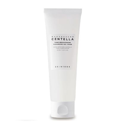 Почистваща гел пяна с Азиатска центела за изсветляване на тена Skin1004 Madagascar Centella Tone Brightening Cleansing Gel Foam 125 ml