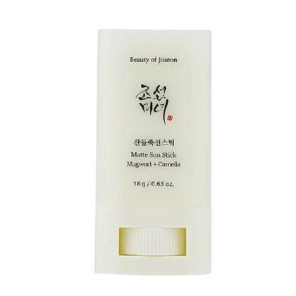 Слънцезащитен стик с матова формула Beauty оf Joseon Matte Sun Stick Mugwort + Camelia SPF 50+ PA++++ 18 g