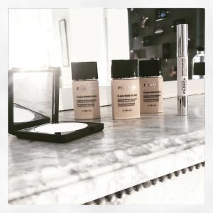 Основа с матов финиш за себорегулиране на мазна кожа Filorga Time Pore Express Regulating Primer