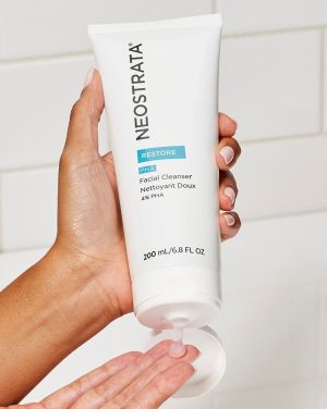 Почистващ гел за чувствителна кожа с 4% PНА NeoStrata Restore Facial Cleanser 200ml