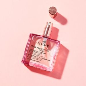 Mултифункционално сухо масло с флорален аромат NUXE  Dry Oil Huile Prodigieuse Floral 50 ml