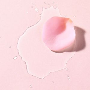 3в1 Успокояваща мицеларна вода за лице и очи NUXE Very Rose 3-in-1 Hydrating Micellar Water 200 ml