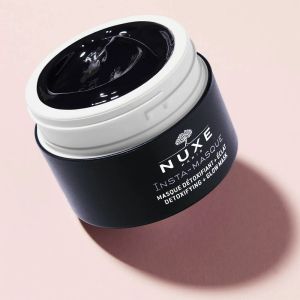 Детоксикираща и озаряваща маска за всеки тип кожа NUXE Insta-Masque Charcoal Face Mask 50 ml
