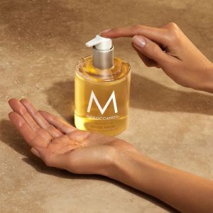 Течен сапун за ръце с гардения и кокос Moroccanoil Hand Wash Gel AMBIANCE DE PLAGE 360 ml
