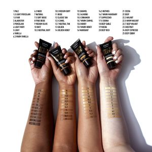 Озаряващ фон дьо тен със средно покритие NYX Born To Glow! Naturally Radiant