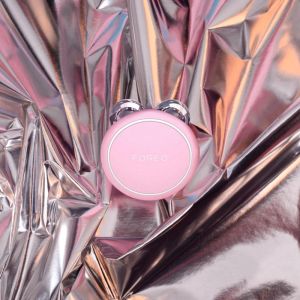 Почистващ масажор за лице с микро ток FOREO BEAR Mini Pearl Pink