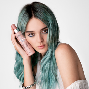 Подхранващ спрей за топлинна защита на боядисана коса Kerastase Chroma Absolu Thermique 150мл