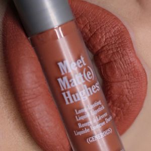 Течно червило с матиращ ефект Meet Matt(e) Hughes Generous by theBalm 6.5ml