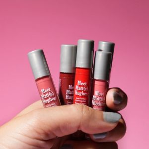 Комплект дълготрайни течни мини червила theBalm Meet Matte Hughes Mini Kit Miami