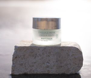 Био подновяващ крем против фини линии и бръчки за блясък и младост Phytomer Bio Organic Cyfolia Youth Cream 50ml