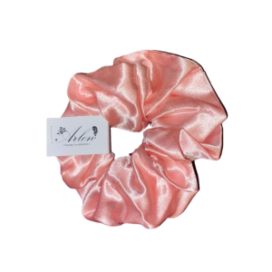 Сатенено скрънчи ластик за коса - Светло розово Arlen.bg Scrunchie