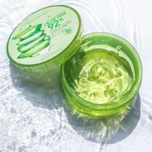 Хидратираща и успокояваща гел-маска за лице, коса и тяло с Алое Вера Nature Republic C Soothing & Moisture Aloe Vera 92% Soothing Gel 300ml