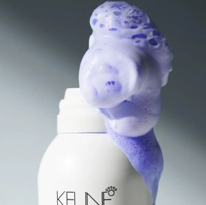 Неутрализираща матираща пяна за свеж тон на руса и сребриста коса Keune Care Silver Savior Silver Foam Treatment 200ml