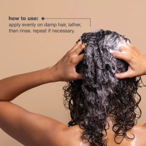 Подхранващ шампоан за суха, чуплива и цъфтяща коса milk_shake  Integrity & Strength Nourishing Shampoo 300ml