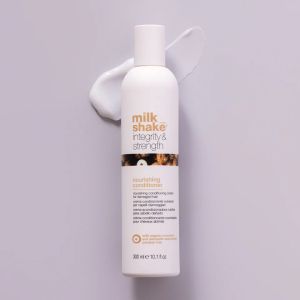 Подхранващ комплект от шампоан и балсам с масло мурумуру milk_shake Integrity 2Х300мл