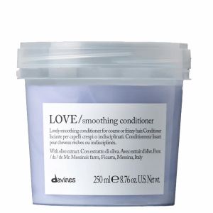 Изглаждащ балсам за къдрава или непокорна коса DAVINES LOVE Smooth Conditioner 250ml