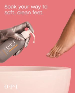 Омекотяваща терапия за педикюр OPI Nature Strong Soften Up Pedicure Soak 250ml