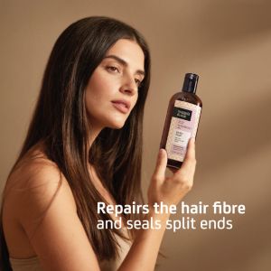 Възстановяващ шампоан с кератин за изтощена коса NuggelaSule Polynesia Keratin Premium Shampoo 250ml