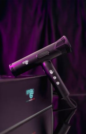 Професионален ултра лек сешоар с BLDC мотор, йонна технология и LED дисплей ETI Forza25