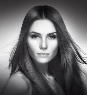 Интензивно възстановяваща маска за суха и увредена коса T-LAB Professional Coco Therapy Coco Therapy Duo Mask 300ml