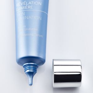 Озаряващ серум с витамин C против пигментни петна PHYTOMER Skin Lumination Brightening Serum 30ml